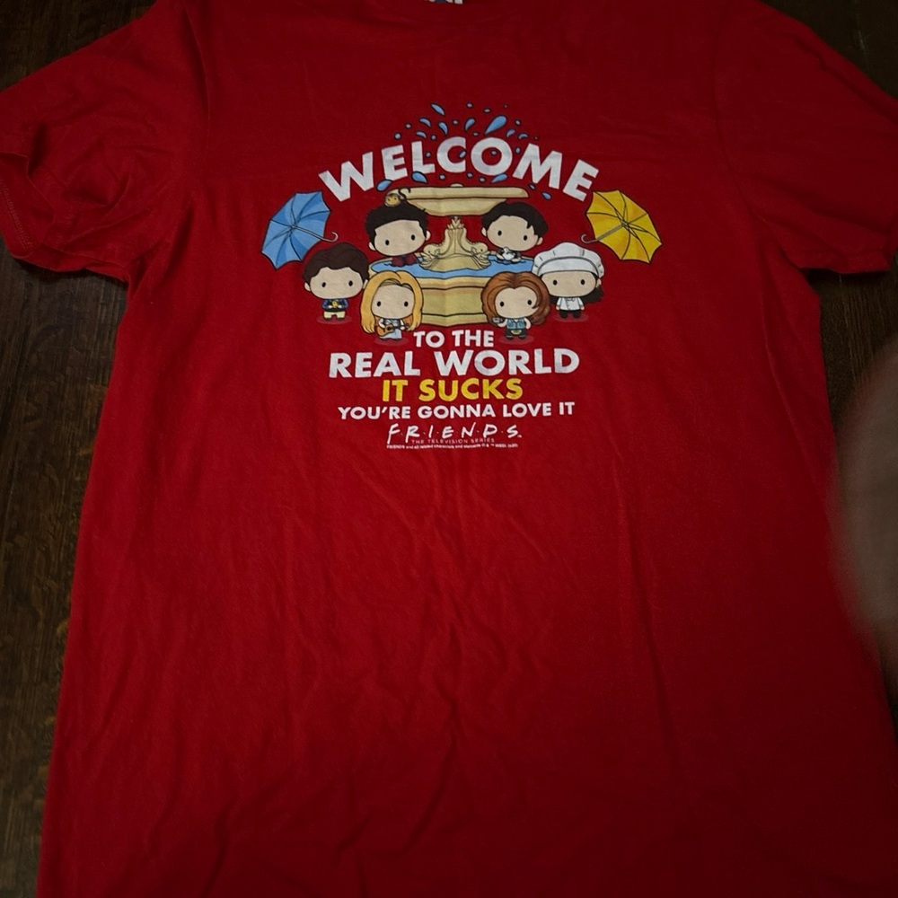Red FRIENDS women’s Graphic Short Sleeved T Shirt Size Medium